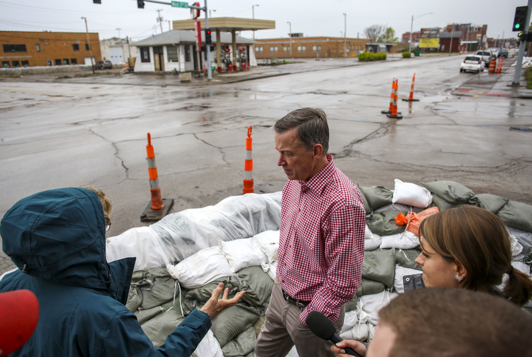 051119-qct-qca-hickenlooper-002